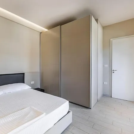 Aquamarine Poolside 1br & Free Parking By Pikhost Apartman Vlora